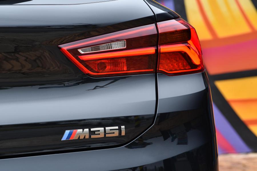 Детали экстерьера BMW X2 M35i (F39) 2019 года  (ZA) (фото 2 из 40)
